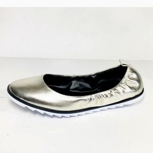 DKNY Vivi Ballerina flats 6.5